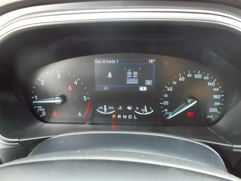 Ford Focus 1.5 TDCi EcoBlue Business — zdjęcie 27