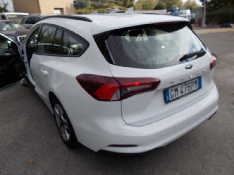 Ford Focus 1.5 TDCi EcoBlue Business — zdjęcie 3