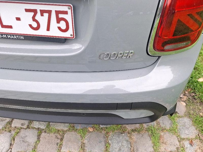 MINI Cooper Essential Trim — zdjęcie 55