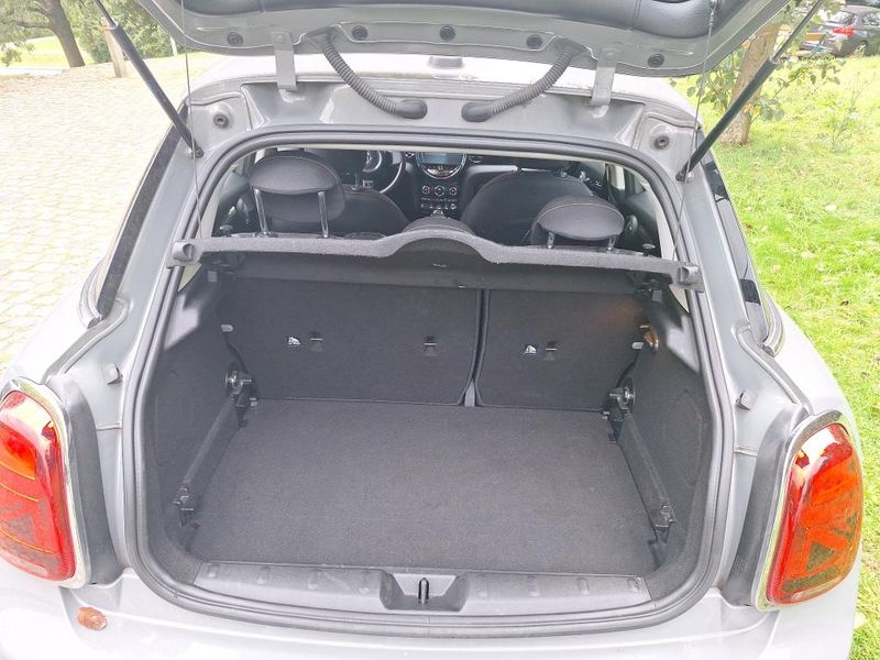 MINI Cooper Essential Trim — zdjęcie 6