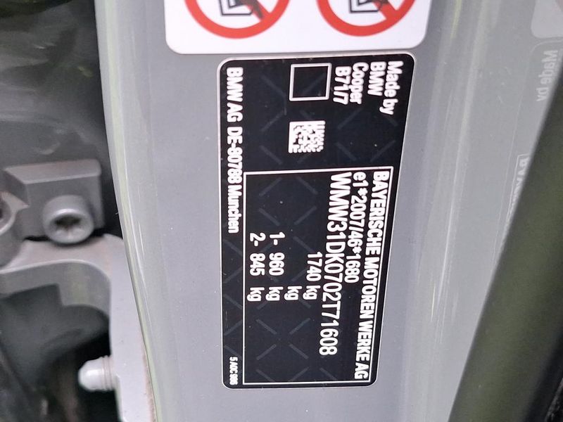 MINI Cooper Essential Trim — zdjęcie 7