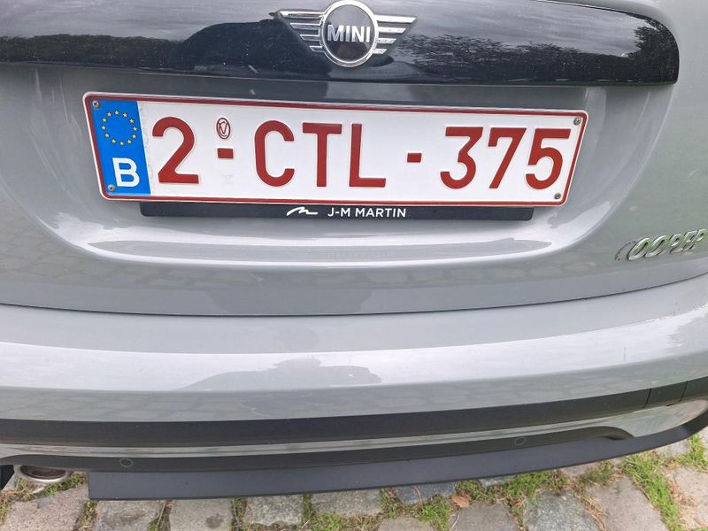 MINI Cooper Essential Trim — zdjęcie 10