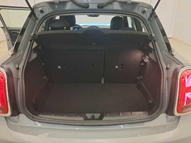MINI Cooper Essential Trim — zdjęcie 18