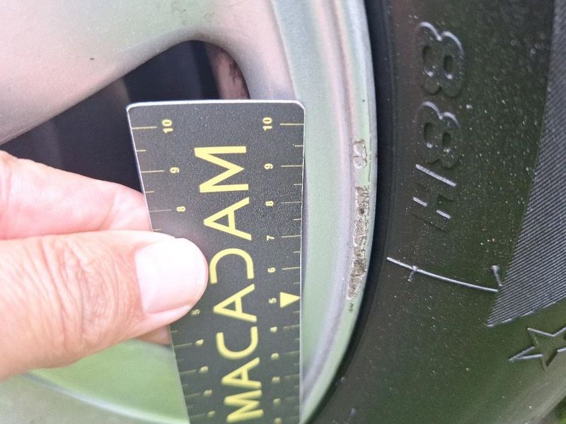 MINI Cooper Essential Trim — zdjęcie 46