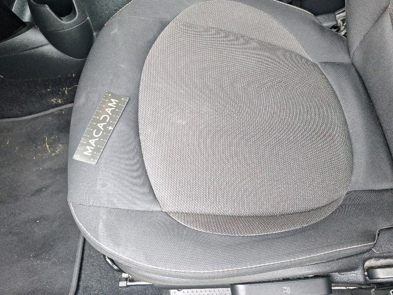 MINI Cooper Essential Trim — zdjęcie 22