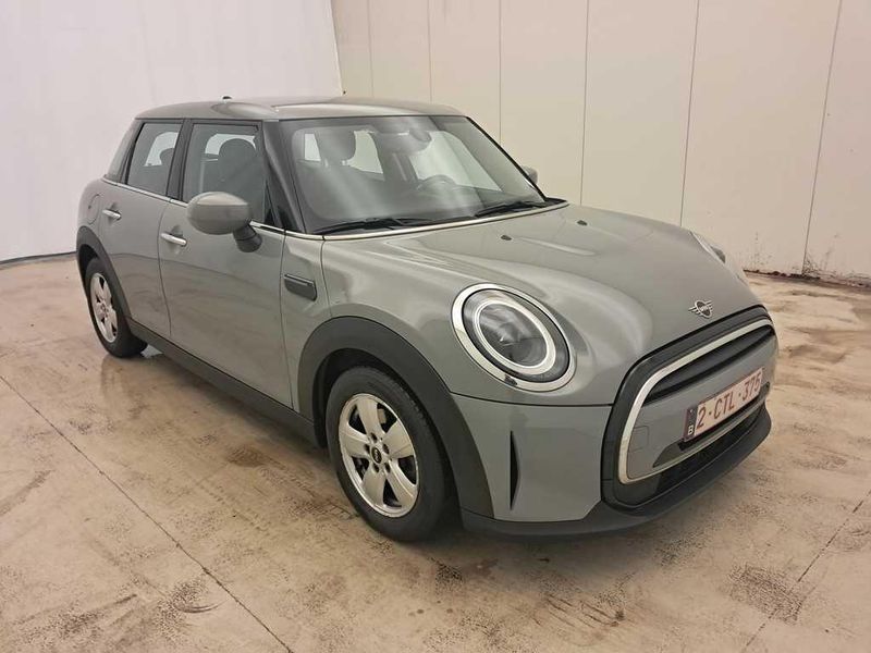 MINI Cooper Essential Trim — zdjęcie 3