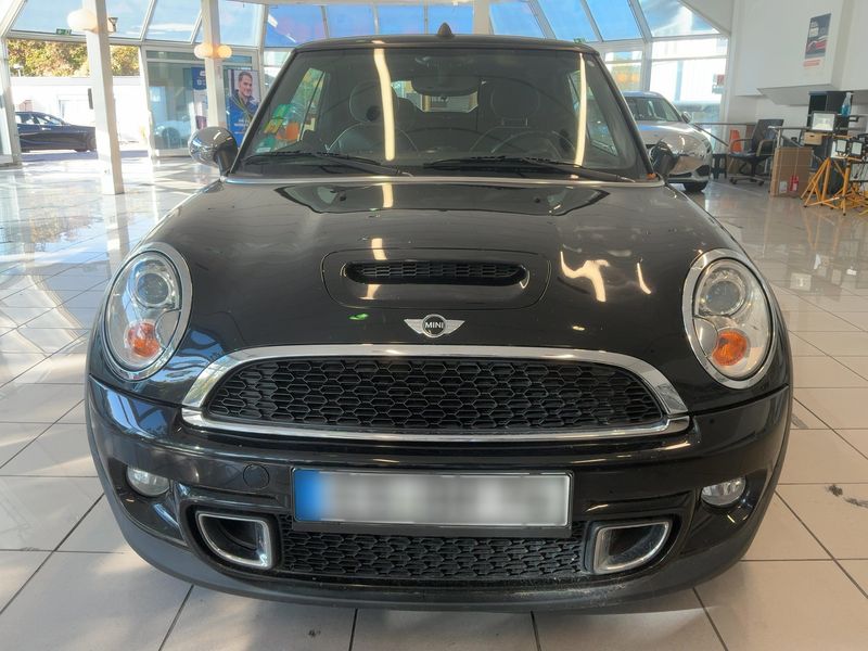 MINI Cabrio Cooper S — zdjęcie 9