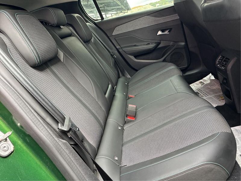 Peugeot 308 1.2 PureTech Allure — zdjęcie 11