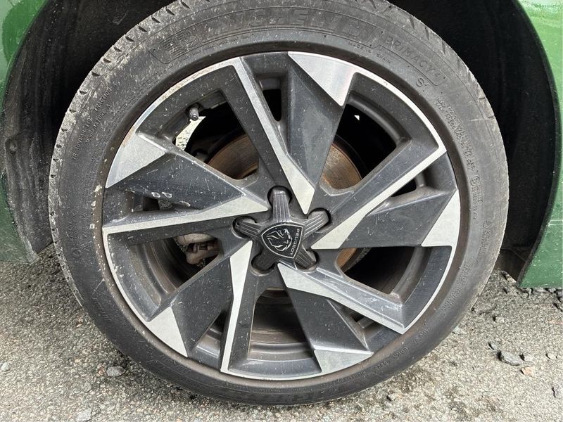 Peugeot 308 1.2 PureTech Allure — zdjęcie 30