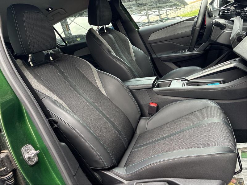 Peugeot 308 1.2 PureTech Allure — zdjęcie 6