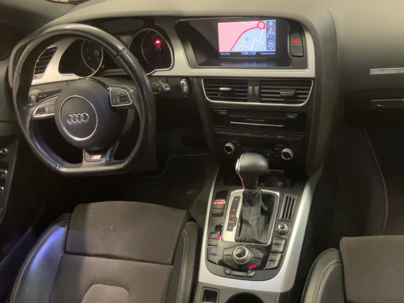 Audi A5 2.0 TFSI quattro — zdjęcie 12