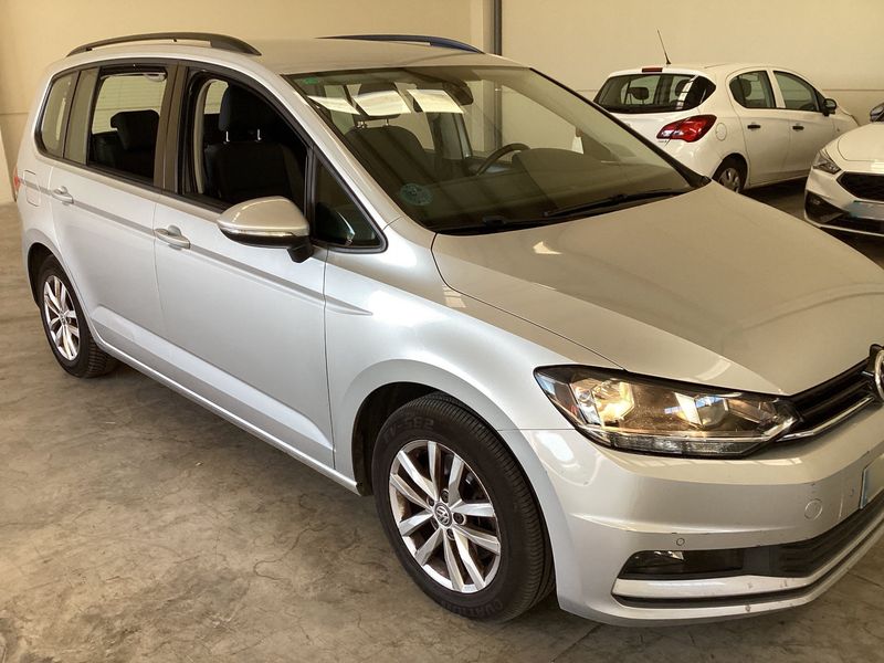 Volkswagen Touran 1.2 TSI Edition BlueMotion Tech — zdjęcie 8