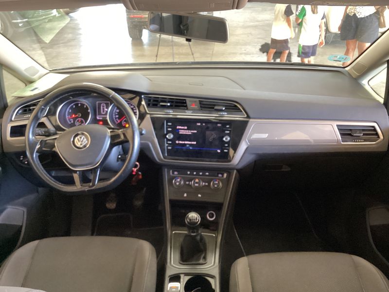 Volkswagen Touran 1.2 TSI Edition BlueMotion Tech — zdjęcie 12