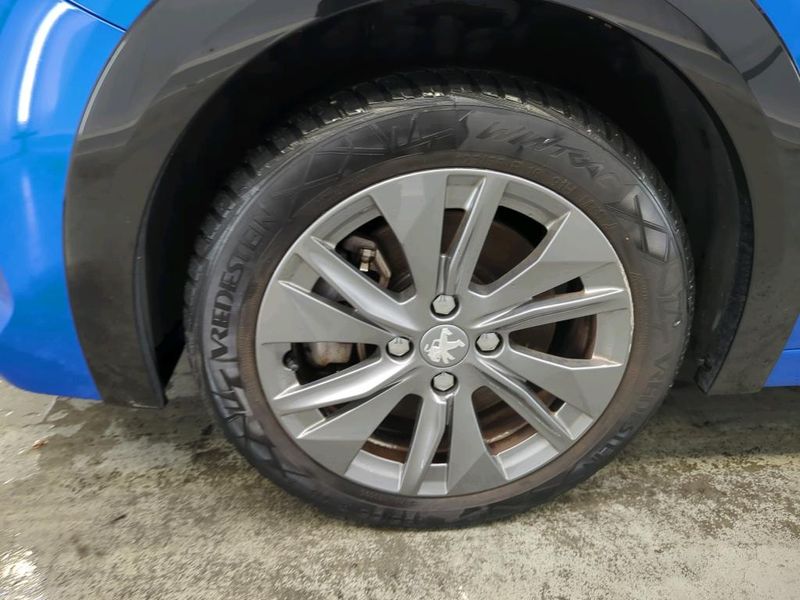 Peugeot 208 electric drive 100 kW Active Pack — zdjęcie 12