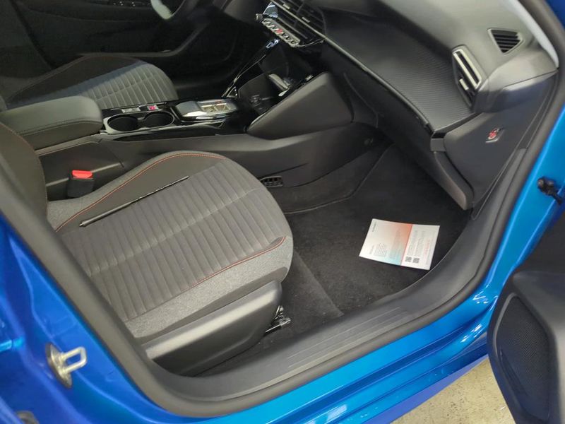 Peugeot 208 electric drive 100 kW Active Pack — zdjęcie 24