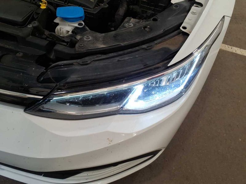 Volkswagen Golf VIII 2.0 TDI Life — zdjęcie 33