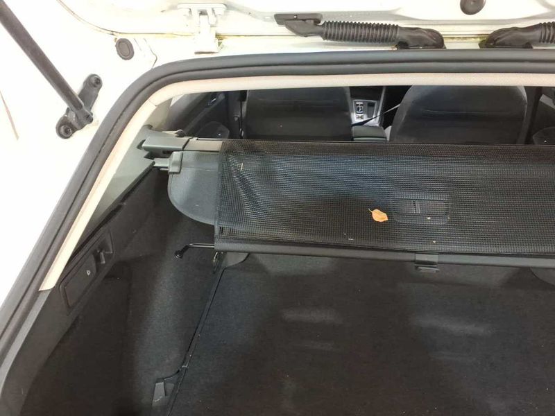 Volkswagen Golf VIII 2.0 TDI Life — zdjęcie 15