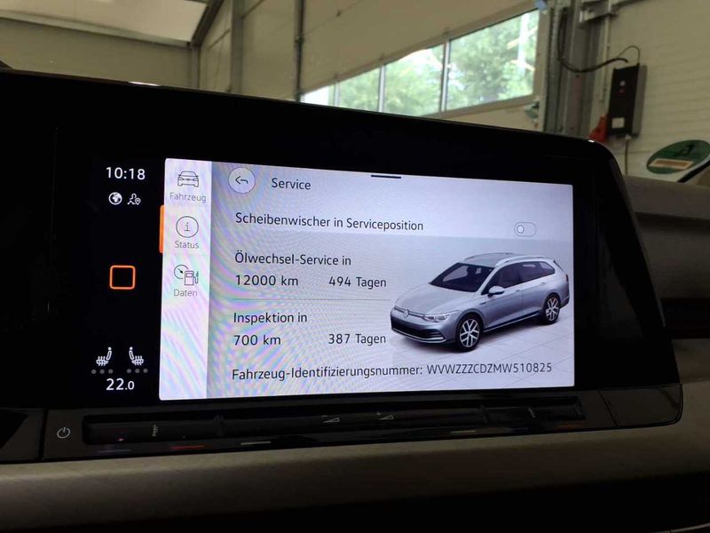 Volkswagen Golf VIII 2.0 TDI Life — zdjęcie 35
