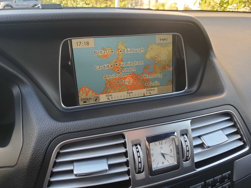 Mercedes-Benz E-Klasse E 350 d BlueTEC — zdjęcie 13