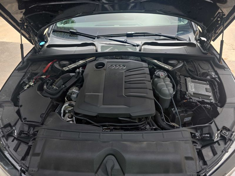 Audi A4 40 TDI Mild-Hybrid quattro S line — zdjęcie 8