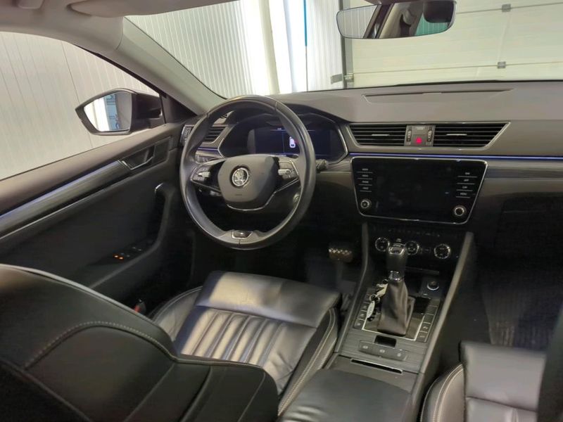 Skoda Superb 1.4 Plug-in Hybrid Style iV — zdjęcie 6