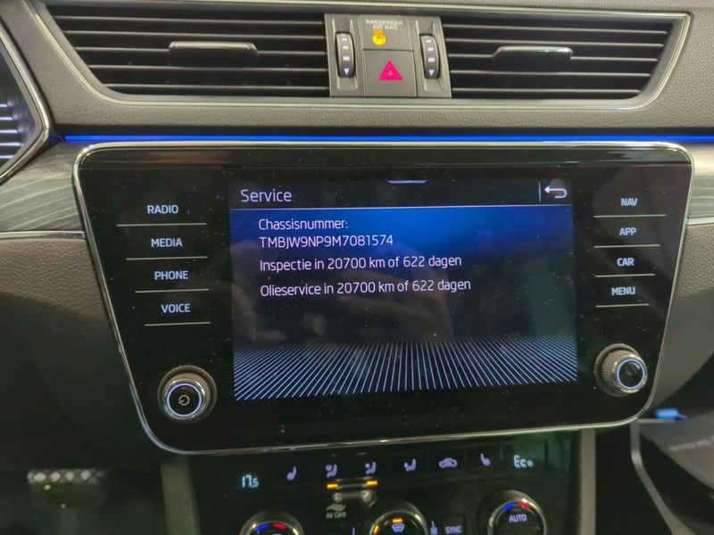 Skoda Superb 1.4 Plug-in Hybrid Style iV — zdjęcie 20