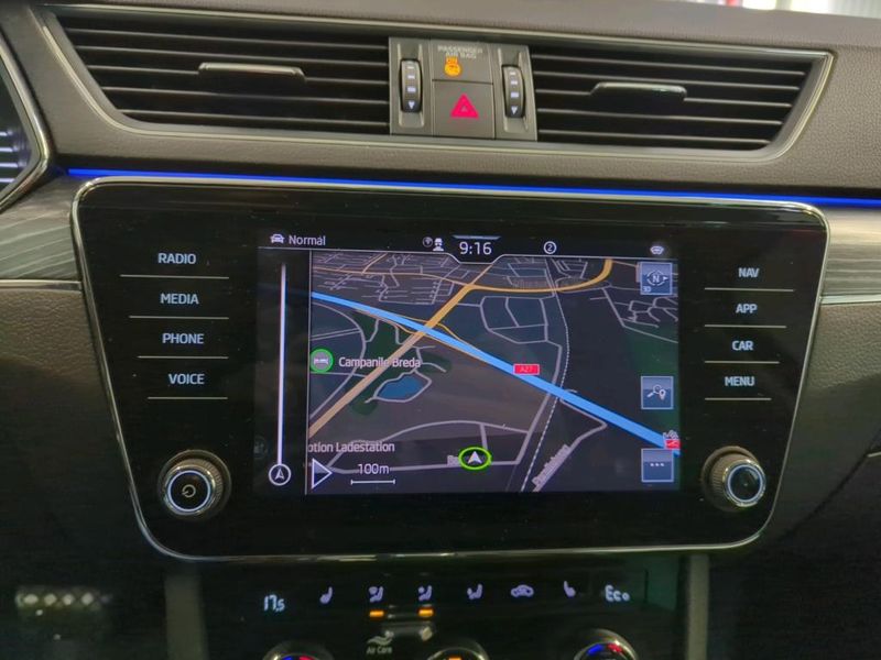 Skoda Superb 1.4 Plug-in Hybrid Style iV — zdjęcie 17