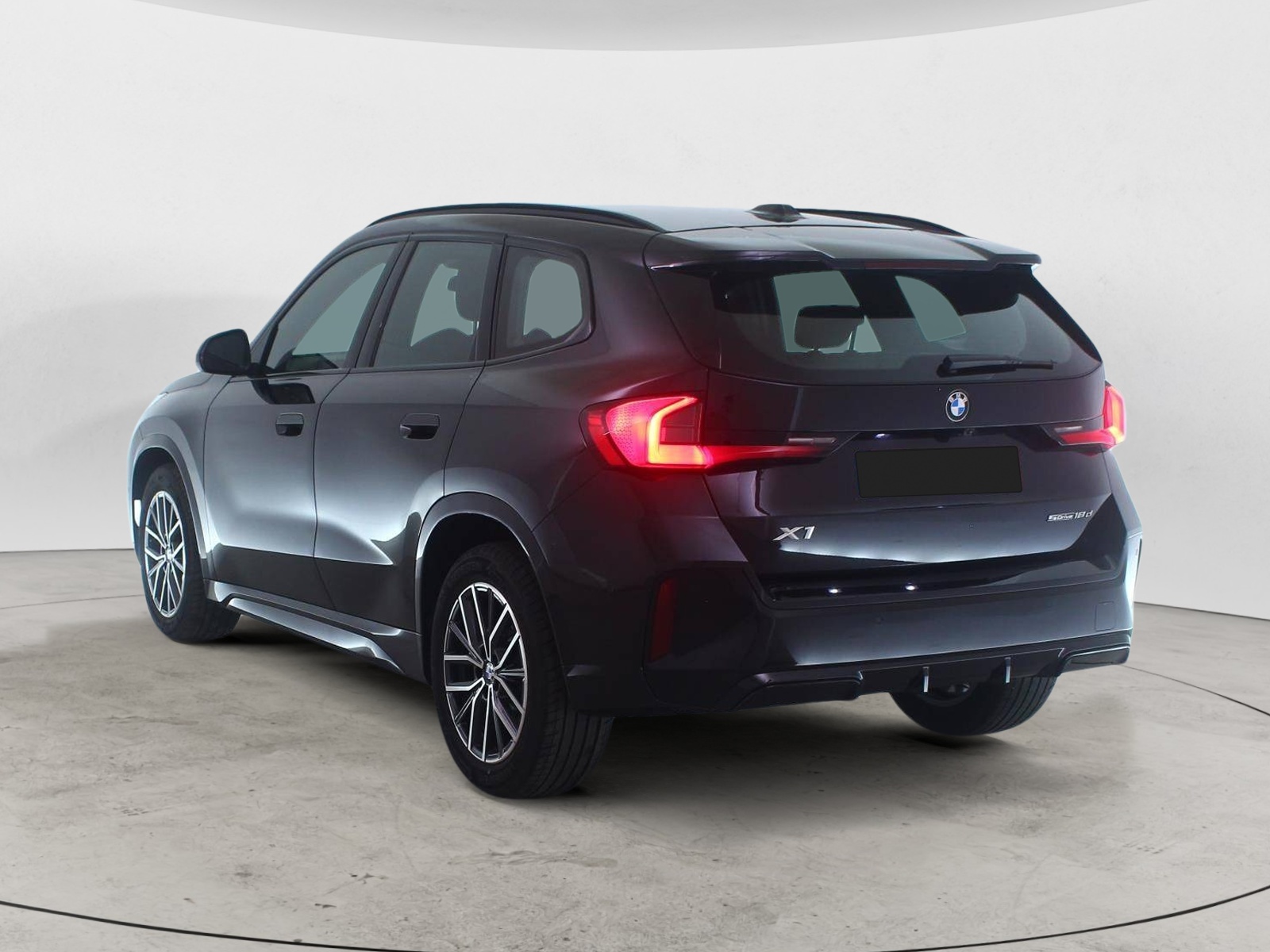 BMW X1 sDrive 18d M Sport — zdjęcie 4