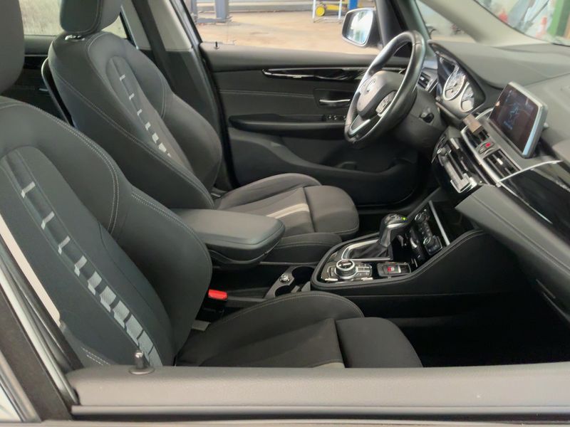 BMW 2er 218d Active Tourer Sport Line — zdjęcie 11
