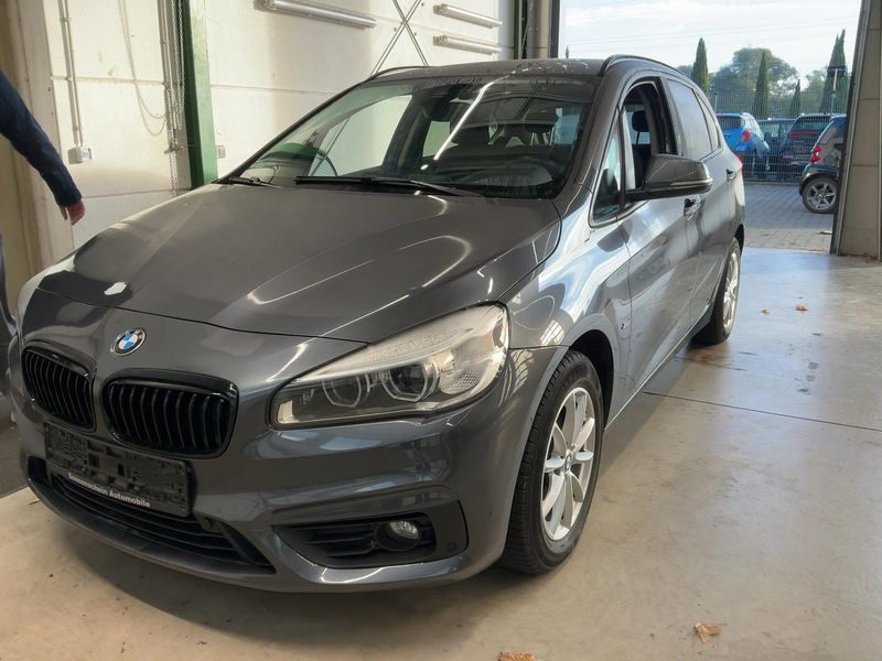 BMW 2er 218d Active Tourer Sport Line — zdjęcie 1
