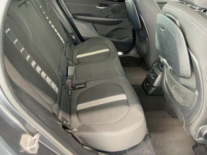 BMW 2er 218d Active Tourer Sport Line — zdjęcie 14