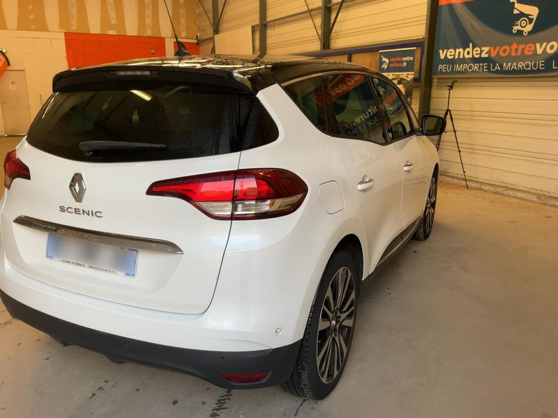 Renault Scenic 1.6 dCi Energy Initiale Paris — zdjęcie 6