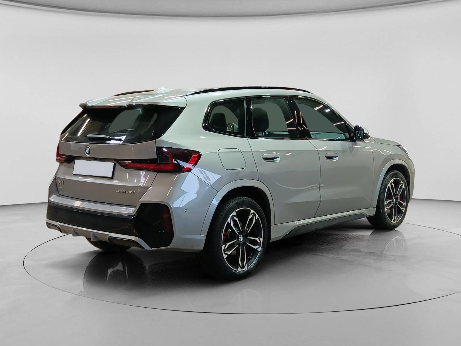 BMW X1 sDrive M Sport Mild-Hybrid M Sport — zdjęcie 5