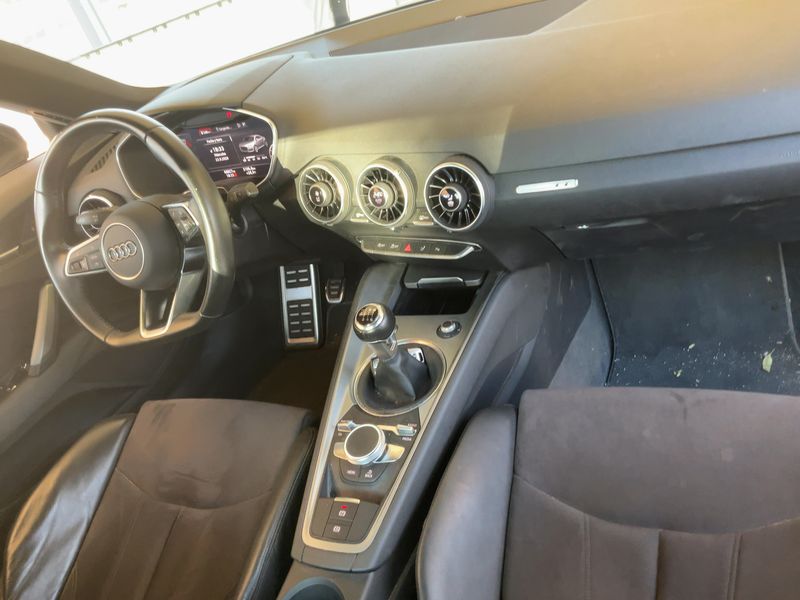 Audi TT 2.0 TFSI Coupe — zdjęcie 12