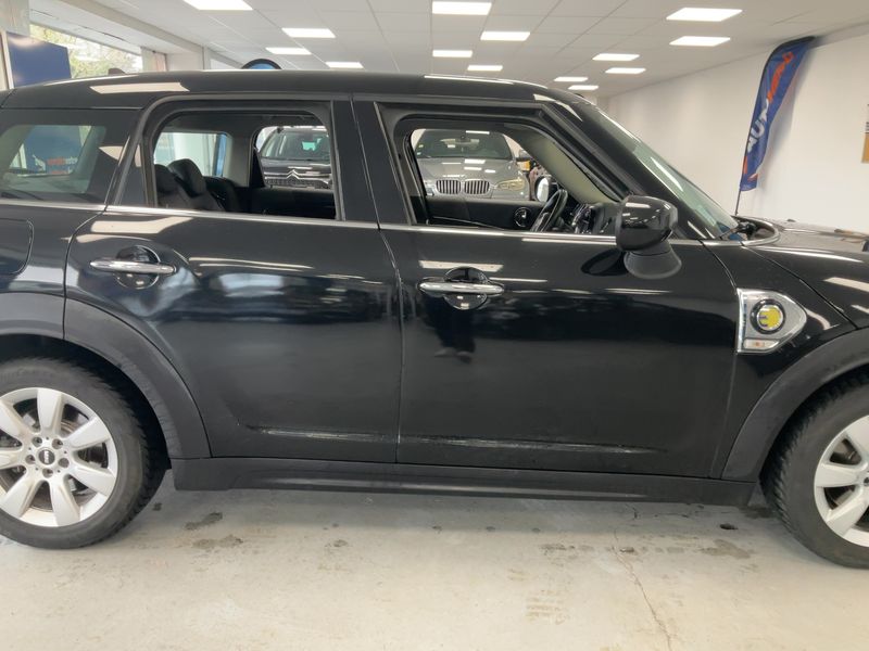 MINI Countryman Cooper S E Hybrid ALL4 — zdjęcie 7