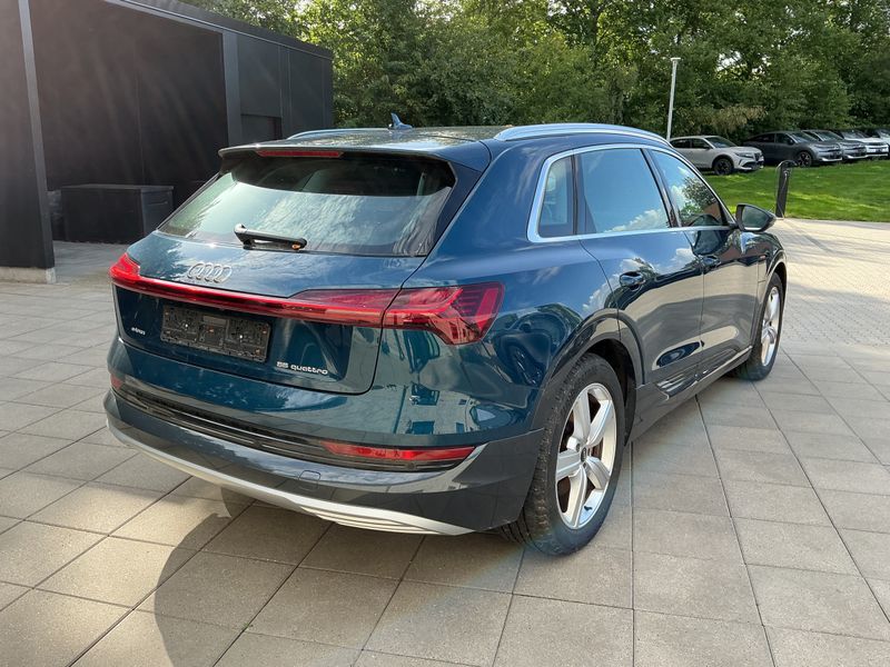 Audi e-tron 55 quattro Advanced — zdjęcie 3