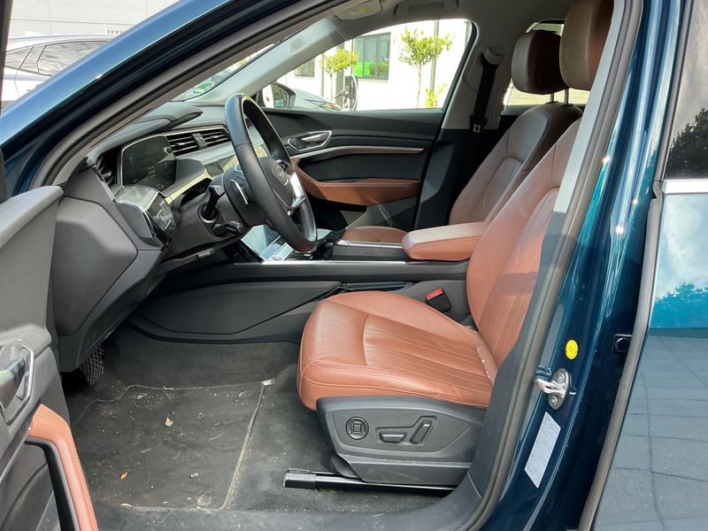 Audi e-tron 55 quattro Advanced — zdjęcie 6