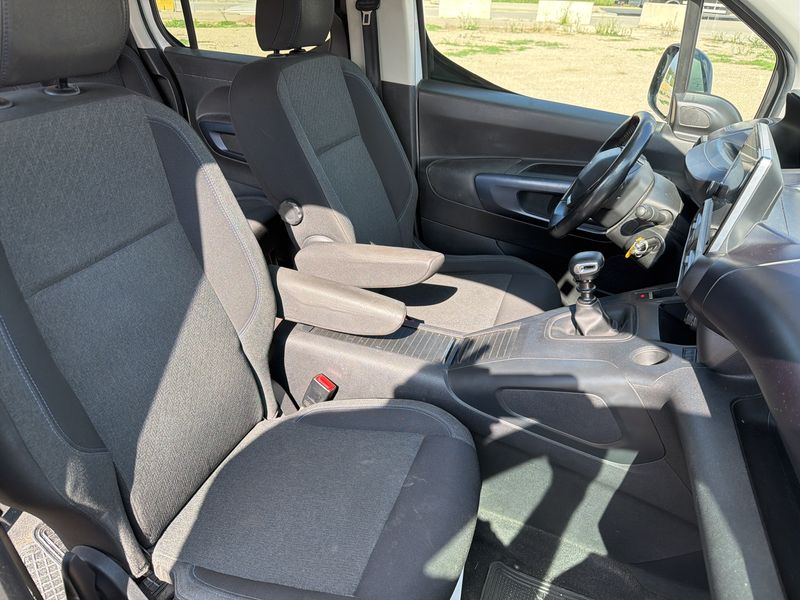 Peugeot Rifter 1.5 Blue-HDi Allure Pack L2 — zdjęcie 17