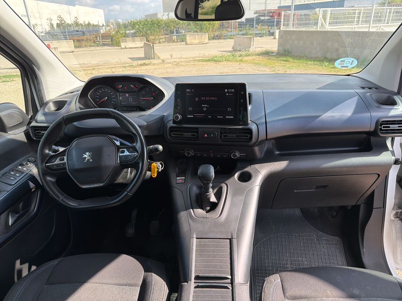 Peugeot Rifter 1.5 Blue-HDi Allure Pack L2 — zdjęcie 11