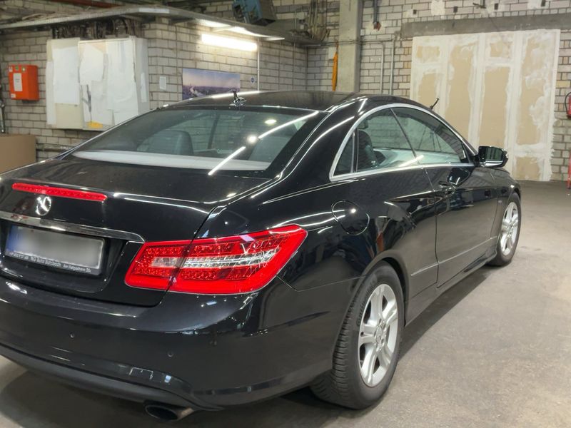 Mercedes-Benz E-Klasse E 350 CDI BlueEfficiency Elegance — zdjęcie 6