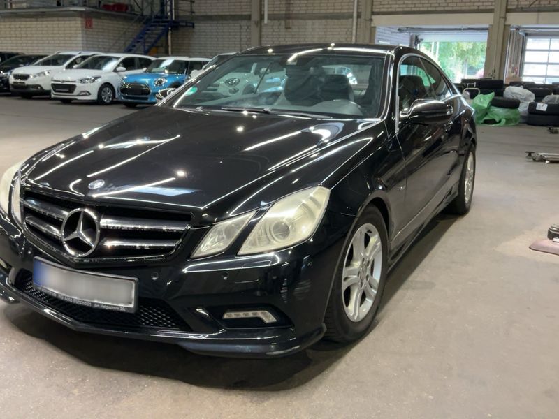 Mercedes-Benz E-Klasse E 350 CDI BlueEfficiency Elegance — zdjęcie 1