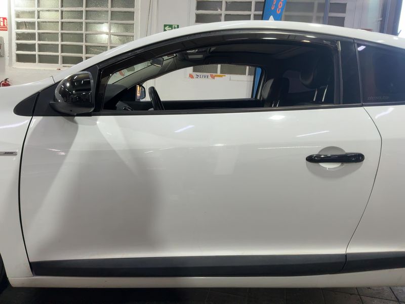 Renault Megane 1.9 dCi BOSE Edition — zdjęcie 4