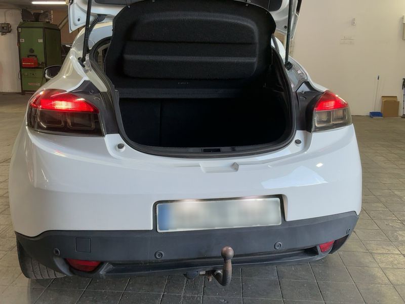 Renault Megane 1.9 dCi BOSE Edition — zdjęcie 10