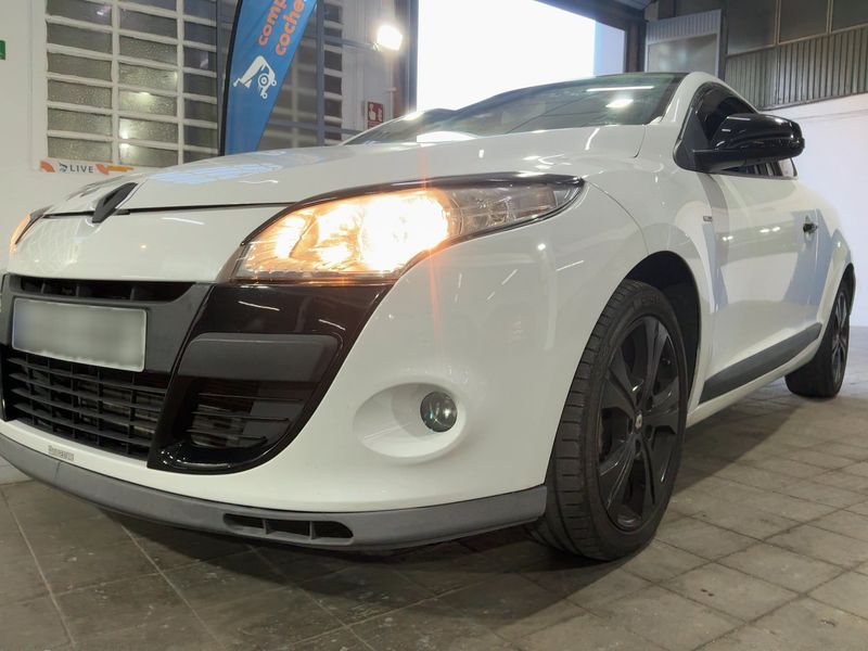 Renault Megane 1.9 dCi BOSE Edition — zdjęcie 2