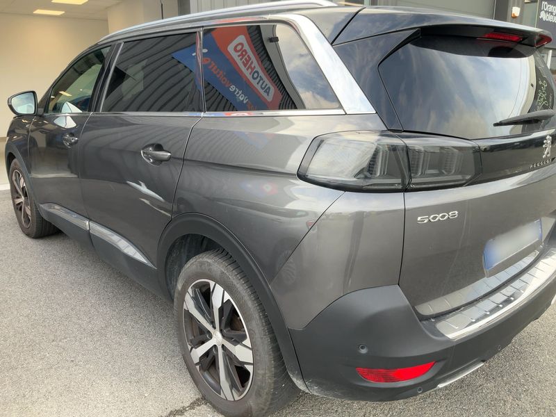 Peugeot 5008 2.0 Blue-HDi GT — zdjęcie 3