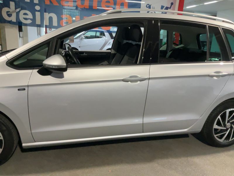 Volkswagen Golf VII Sportsvan 1.0 TSI Join — zdjęcie 4