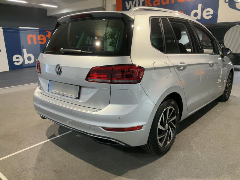 Volkswagen Golf VII Sportsvan 1.0 TSI Join — zdjęcie 6