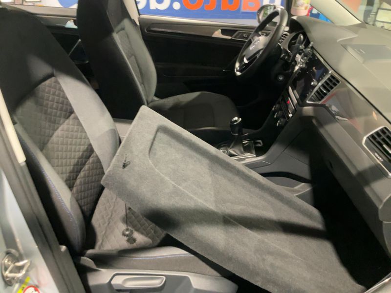 Volkswagen Golf VII Sportsvan 1.0 TSI Join — zdjęcie 11