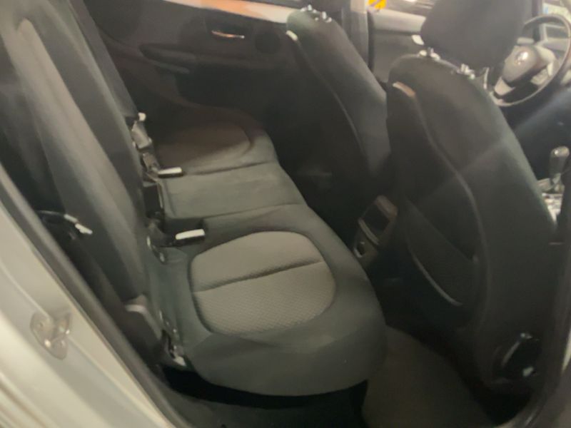 BMW 2er 216d Gran Tourer — zdjęcie 14