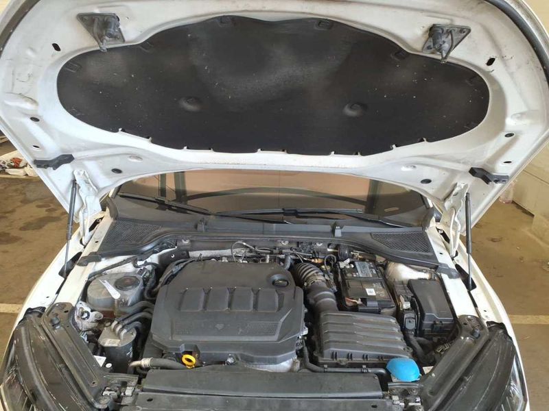 Skoda Octavia 2.0 TDI Ambition — zdjęcie 17